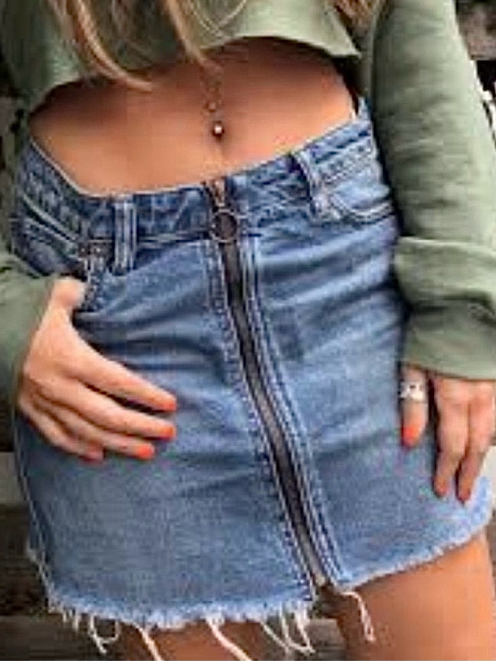 Free People Zip It Up Denim Mini Skirt Ring Zip Raw Hem Blue Jean Size 31